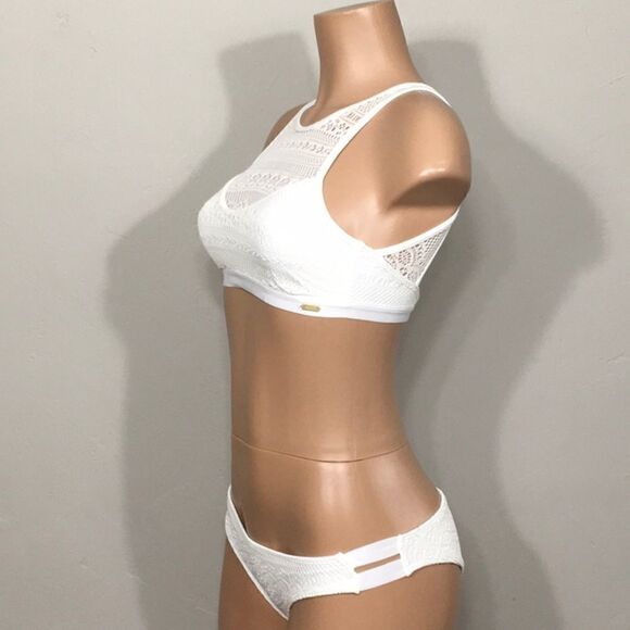 ROXY ivory crochet bikini set. New - Picture 11 of 13